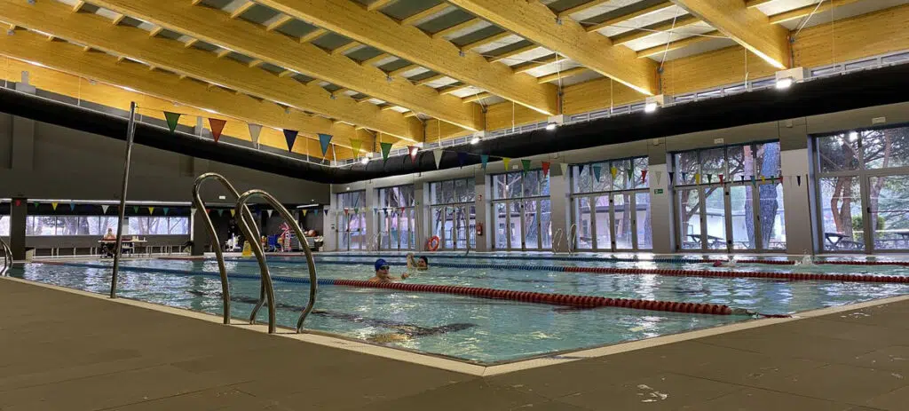 Piscina cubierta del Centro Deportivo San Blas