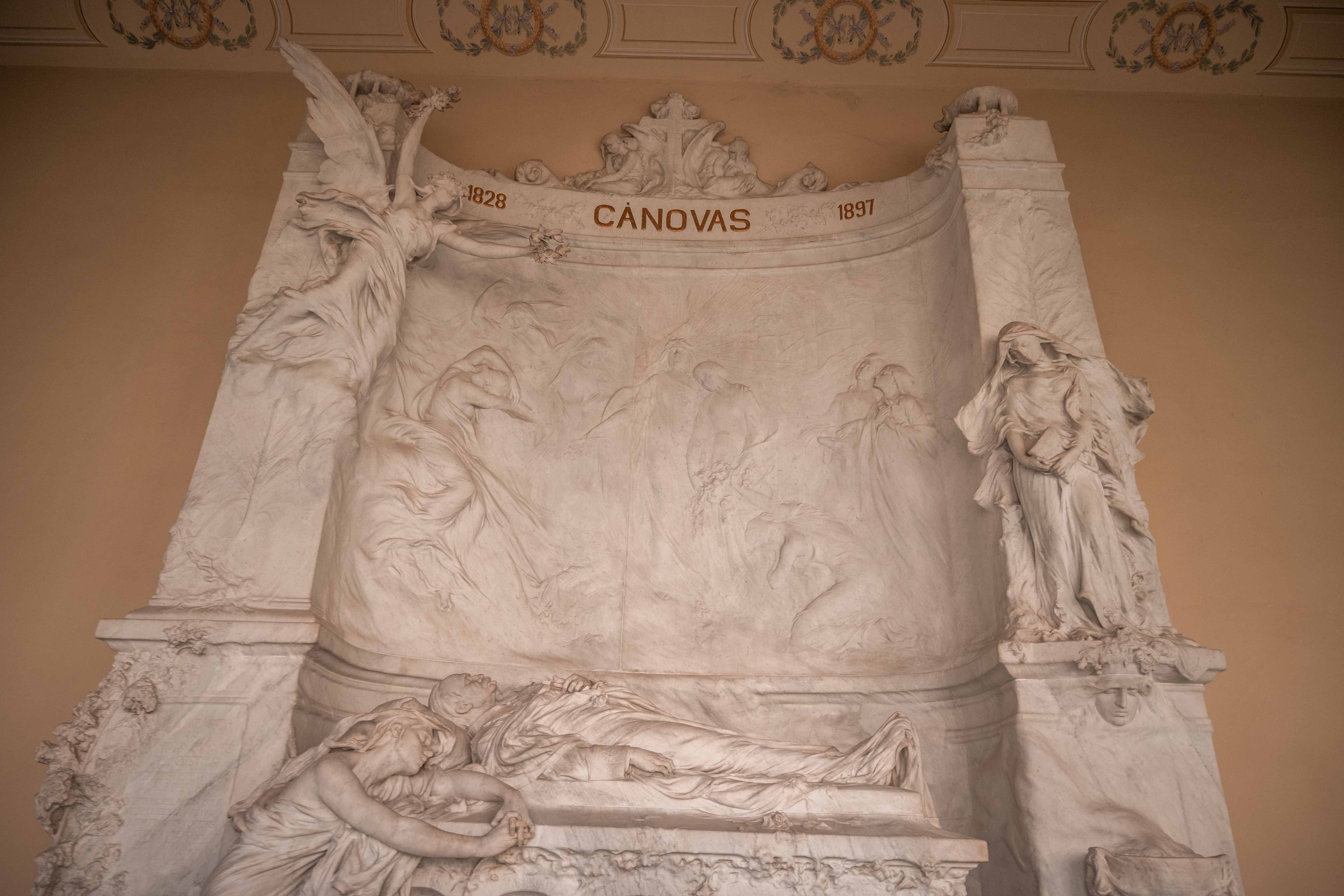 Tumba de Madrid Cánovas